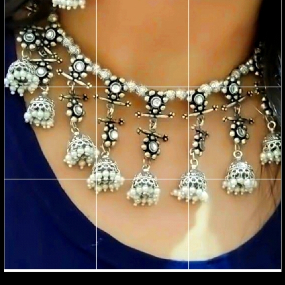 Necklace with earrings